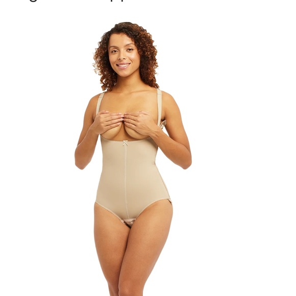 Compression wear - Picture 5 of 12